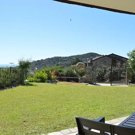 Sa Tiria בית נופש *