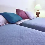 Sa Tiria קיה