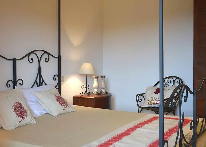 Sa Tiria 度假居 奇亚